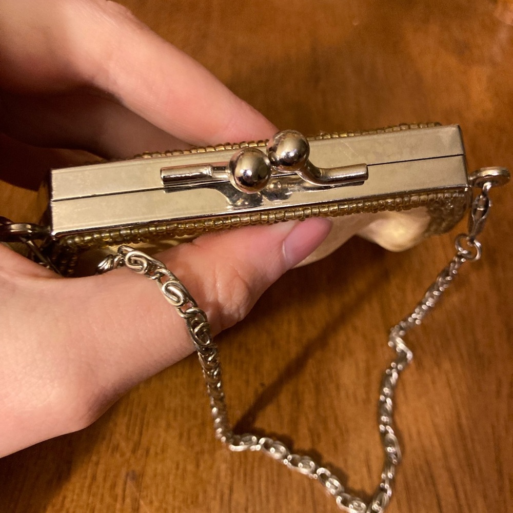 NWOT Bijoux Terner Gold Beaded Clutch Party Bag - Picture 5 of 8